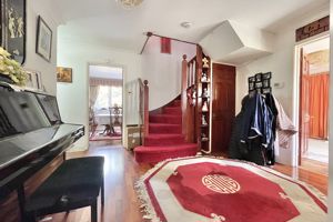 Photo 17- click for photo gallery